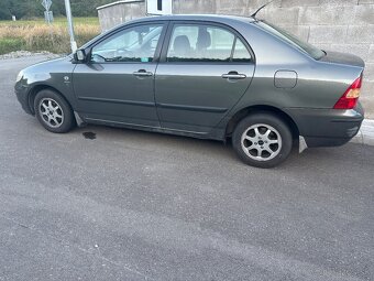 Toyota Corolla - 2