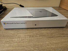 Microsoft Surface Laptop 5 13,5" Platinum Alcantara® - 2