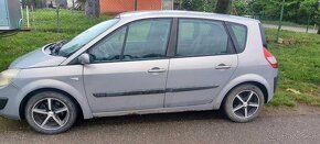 Renault scenic - 2