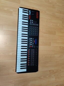 Akai MPK261 midi klavesy - 2