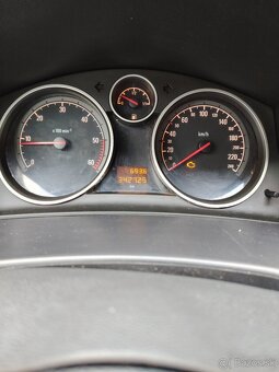 Opel Astra H 1.9 CDTI - 2