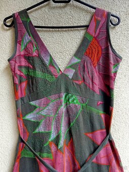 Desigual letné kvetinové šaty - 2
