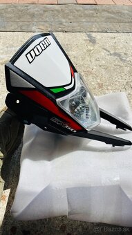 Prene svetlo maska aprilia sx - 2