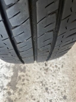 Michelin AGILIS+ 215/60 R17 ( 109-107 T) Letné - 2