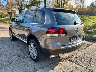 Volkswagen Touareg 3.0TDI V6 - 2