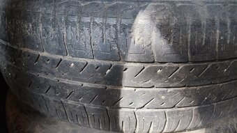 185/65 R15 Renault Dacia - 2