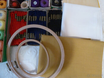 Bavlnky na vyšívanie, tesilan, kruhy - 2