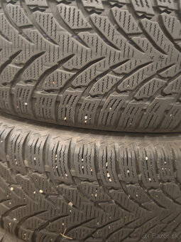 215/65R17 zimné Nokian - 2