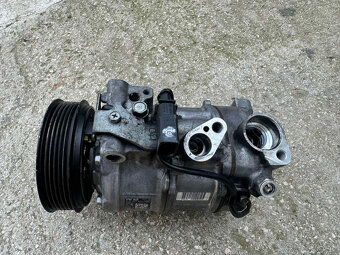 Kompresor klimatizácie Audi A6 C7 (4M0820803J) - 2