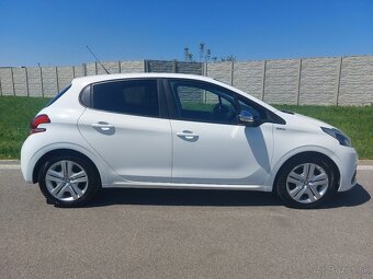 Peugeot 208 1.2 STYLE - 2