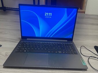 Predám: Notebook Lenovo IdeaPad Slim 3 – i5, 8GB RAM, 256GB - 2
