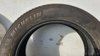 Michelin PILOT ALPIN 5 SUV 235/55 R19 105 v Zimné - 2