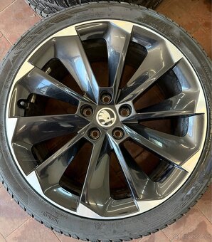 5x112 Supernova R19 Superb III Sportline 235/40 R19 - 2