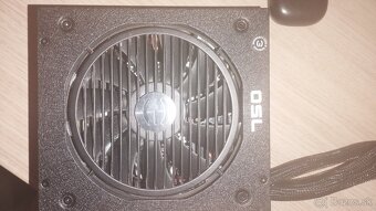 Predám zdroj EVGA 750w BQ bronze - 2