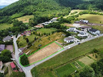Stavebný pozemok / 1088 m2 / - Považská Bystrica - 2