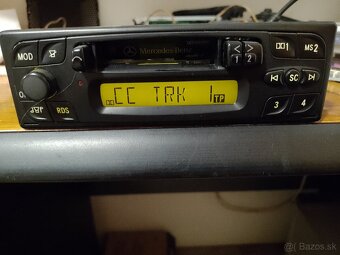 Predám autorádio Mercedes Benz audio 5 - 2