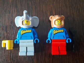lego figurky z automatu : 21358 - 2
