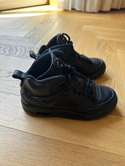 Air Jordan - 2