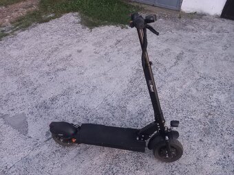 Elektrická kolobežka - 2