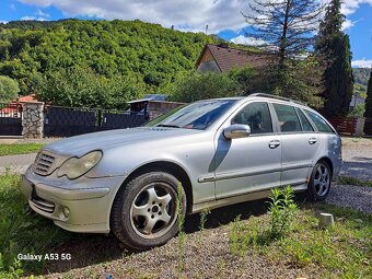 Mercedes C220 - 2