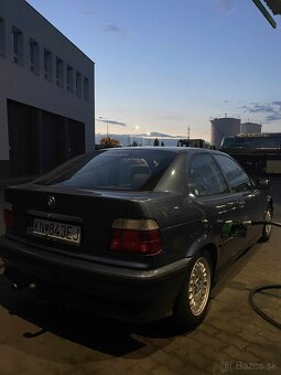 Bmw e36 compact 316i 75kw - 2