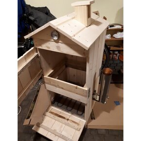 Vyvíjač dymu 2,3L - 2