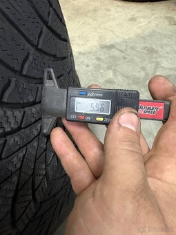 Bridgestone 225/60r18 - 2