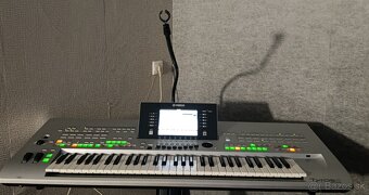 Yamaha Tyros 3 - 2