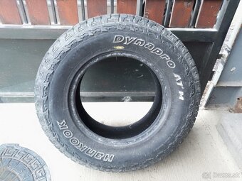 Pneu 245/70 r16 - 2