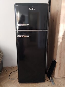 Čierna Amica - výborný stav - 2