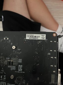 Grafická karta asus dual gtx1650 4G - 2