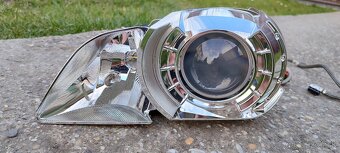 Svetlomet Renault Megane RS - 2