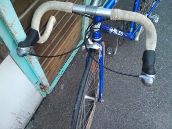 Cestny bicykel. - 2