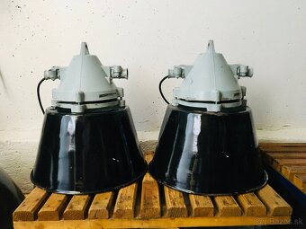 kovová lampa - 2