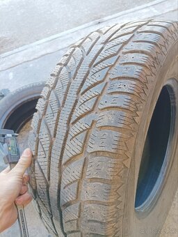 Predám pneumatiky 255/70 r16 - 2