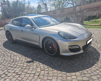 Porsche Panamera GTS - 2