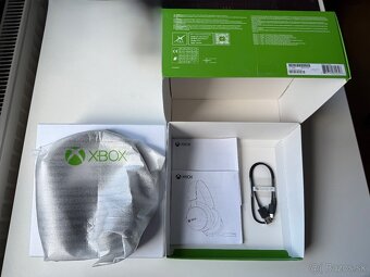 Xbox Wireless Headset + Xbox Wireless Adapter - 2