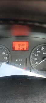 Dacia Logan 1.4 MPI (2006) - 2
