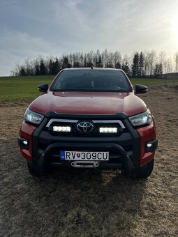 Predám Toyota Hilux - 2