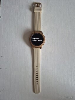 Samsung Galaxy Watch (42mm) Rose Gold - 2