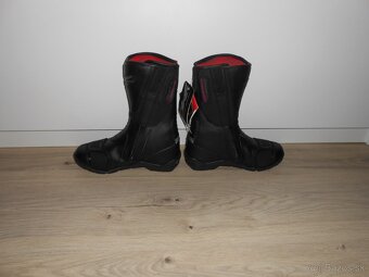 Predam nove damske kozene moto cizmy znacky RST TUNDRA CE - 2