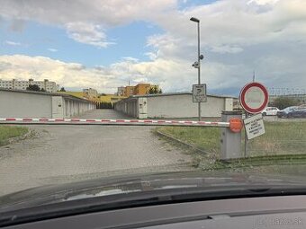 Na predaj garáž v Kežmarku – sídlisko Juh, s elektrinou - 2