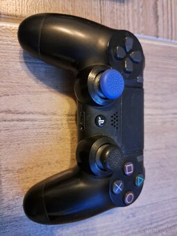 Ovládače na ps4 2ks - 2