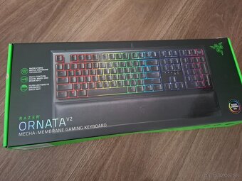 Razer ornata v2 - 2