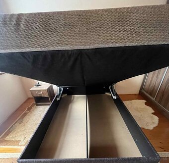 posteľ - darujem - 2