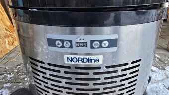 Vitrína na zákusky - 2