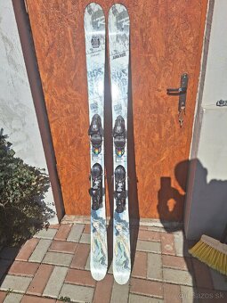 Predám freestyle lyže - 2