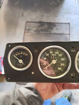Tachometre škoda 105-120.. - 2