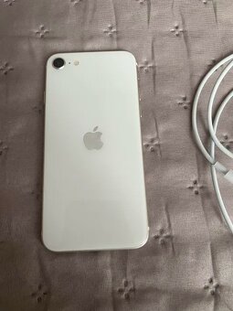 🍏 iPhone SE 2022 – TOP stav, žiadne problémy, 125 € 🍏 Pre - 2