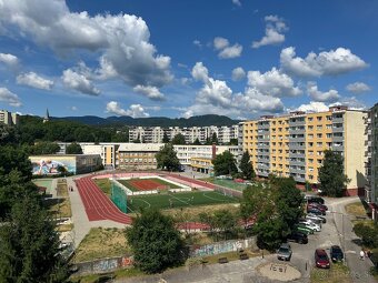 RFReality 4 izb. veľkometrážny byt s balkónom - Radvaň - 2